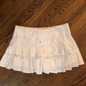 exclusive lululemon skirt